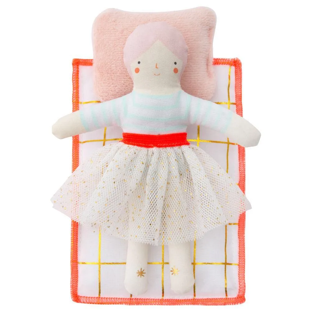Mini Suitcase Doll Set - Matilda