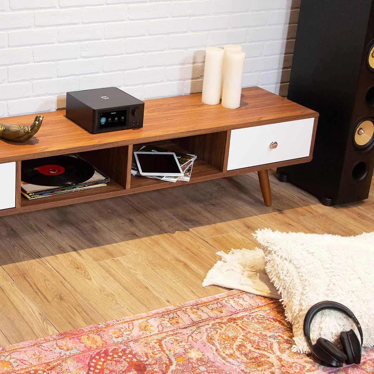 NAD C 700 Compact Stereo Integrated Amplifier
