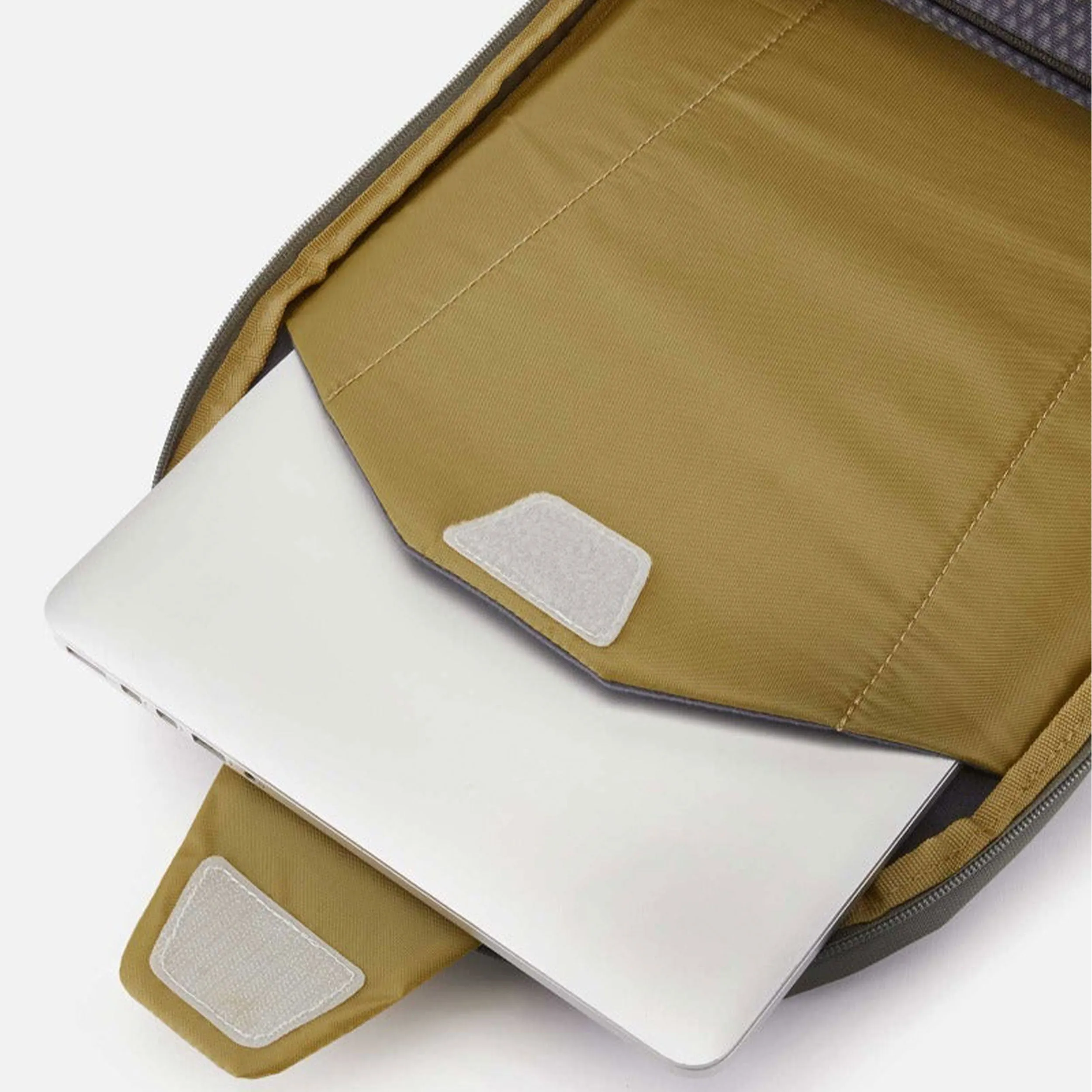 Phase 32L Backpack