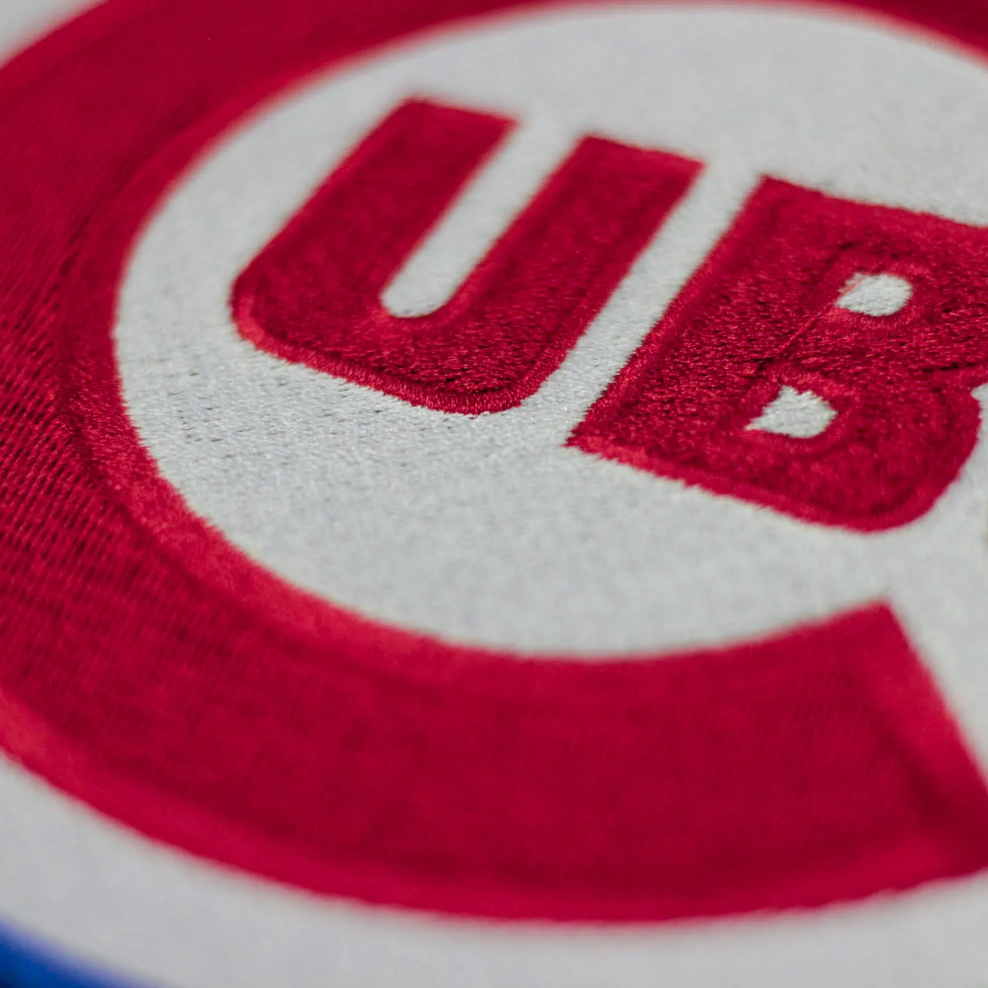 Stealth Power Plus Recliner with Chicago Cubs Logo