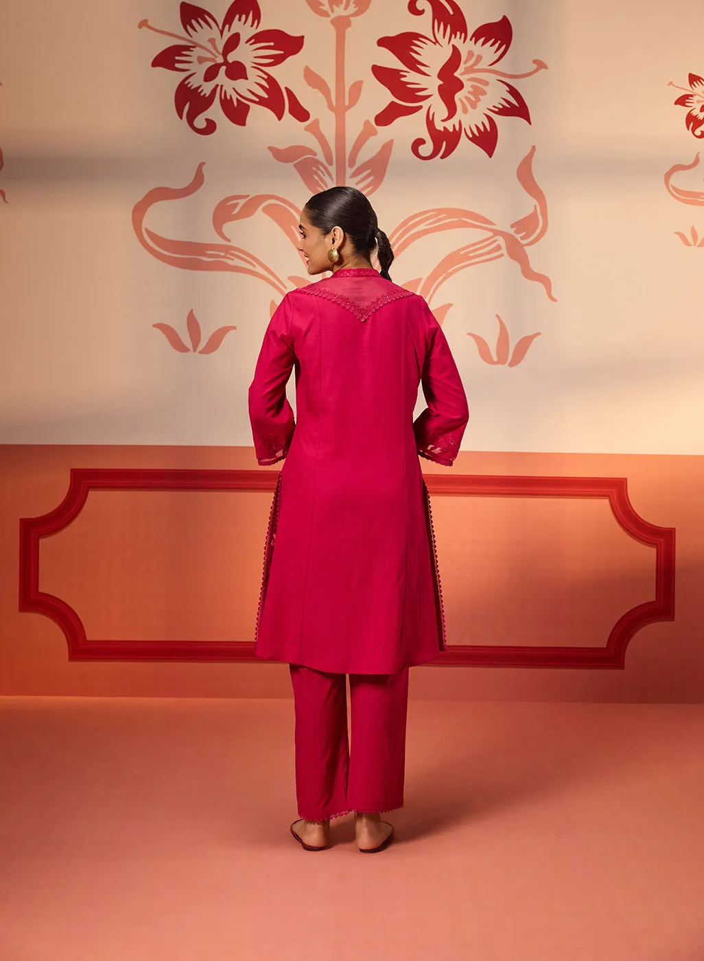 Zara Fuchsia Cotton Linen Embroidered Kurta Set for Women